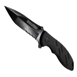 (1) Medium Smith & Wesson Black (Folding Knife) Front view